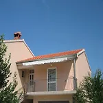Tihi דירה