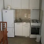 Apartment Tihi *